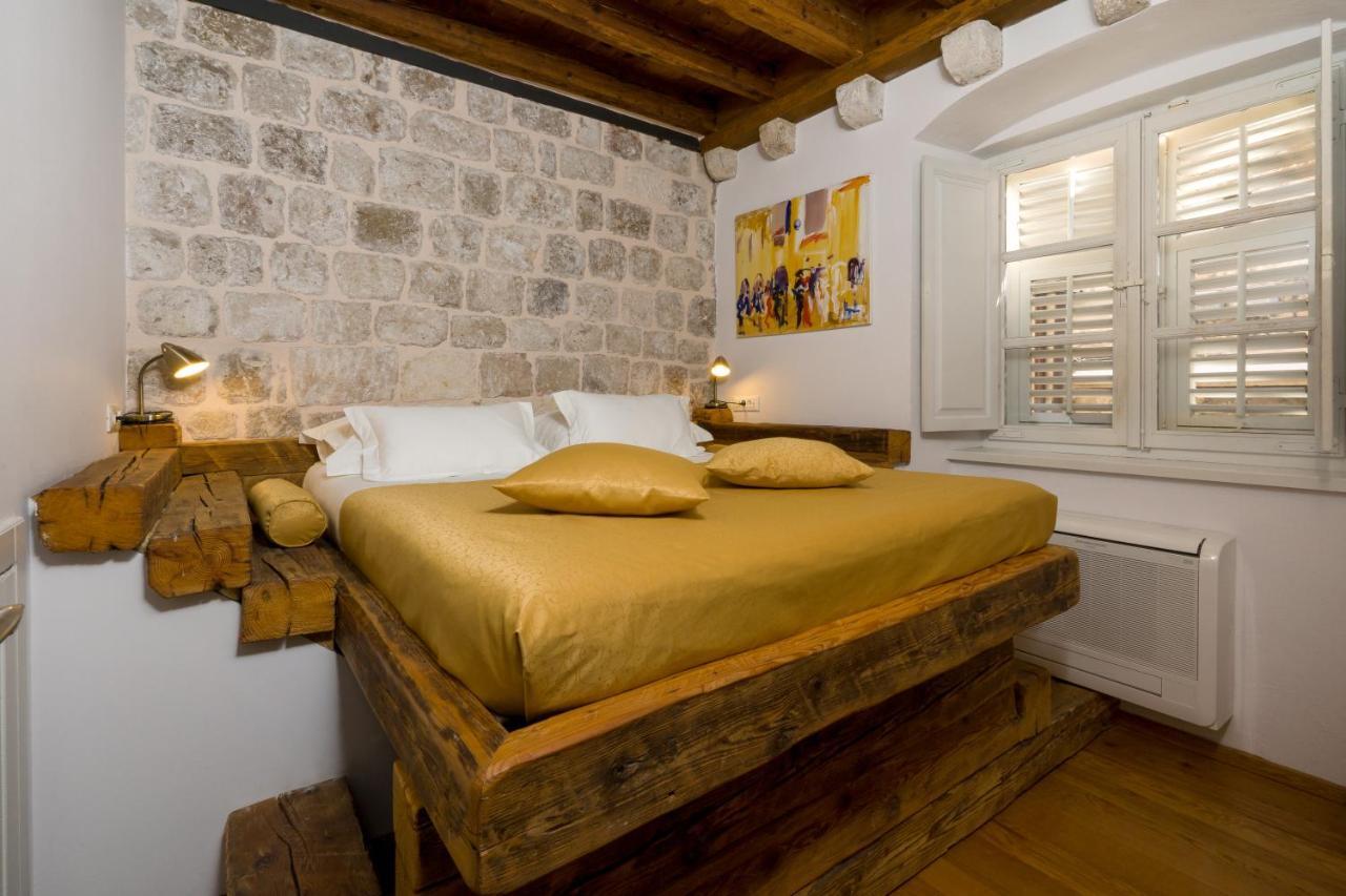 Nije Presa Apartment *